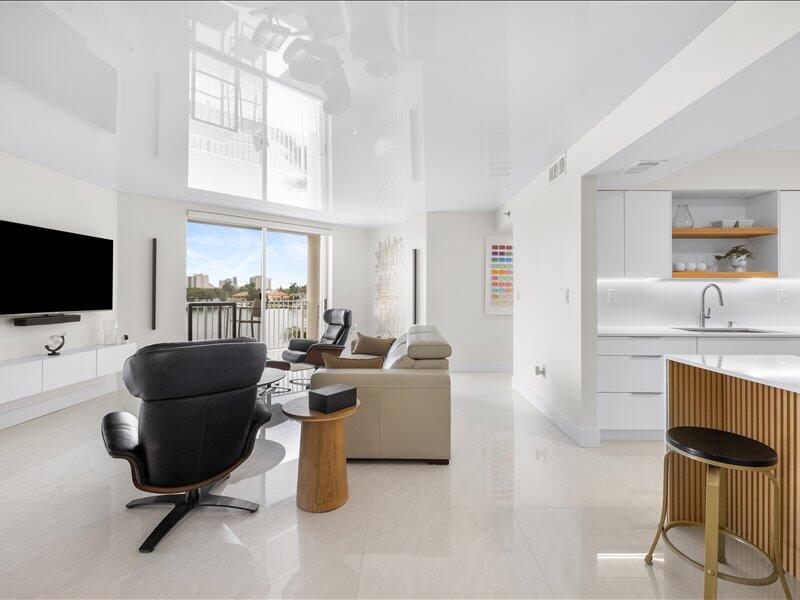 Sunny Isles Beach photo 1