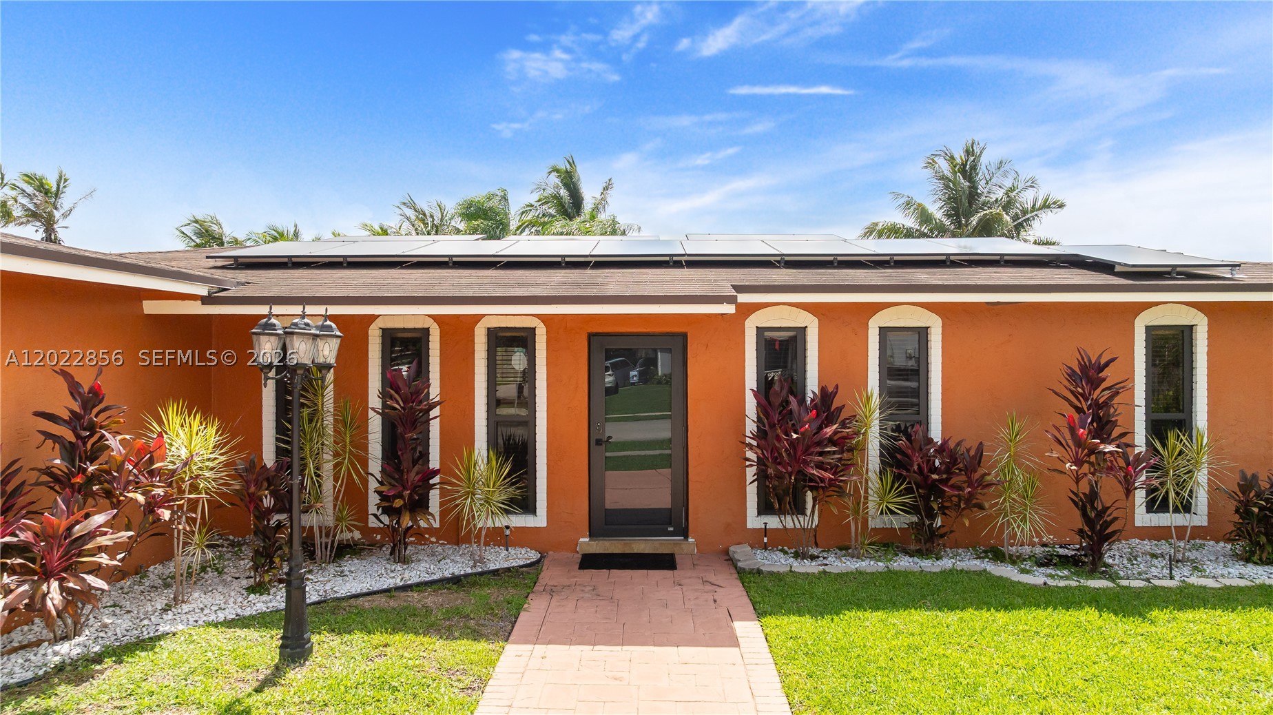 Pembroke Pines photo 1