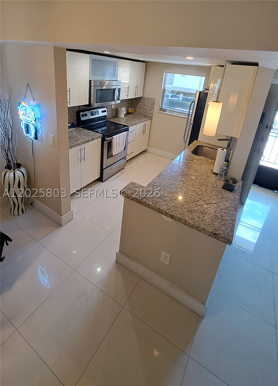 Sunny Isles Beach photo 2