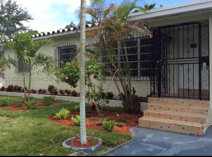 North Miami photo 2