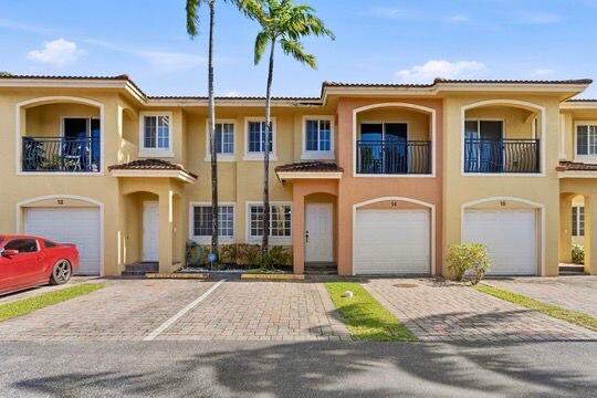 Hallandale Beach photo 1