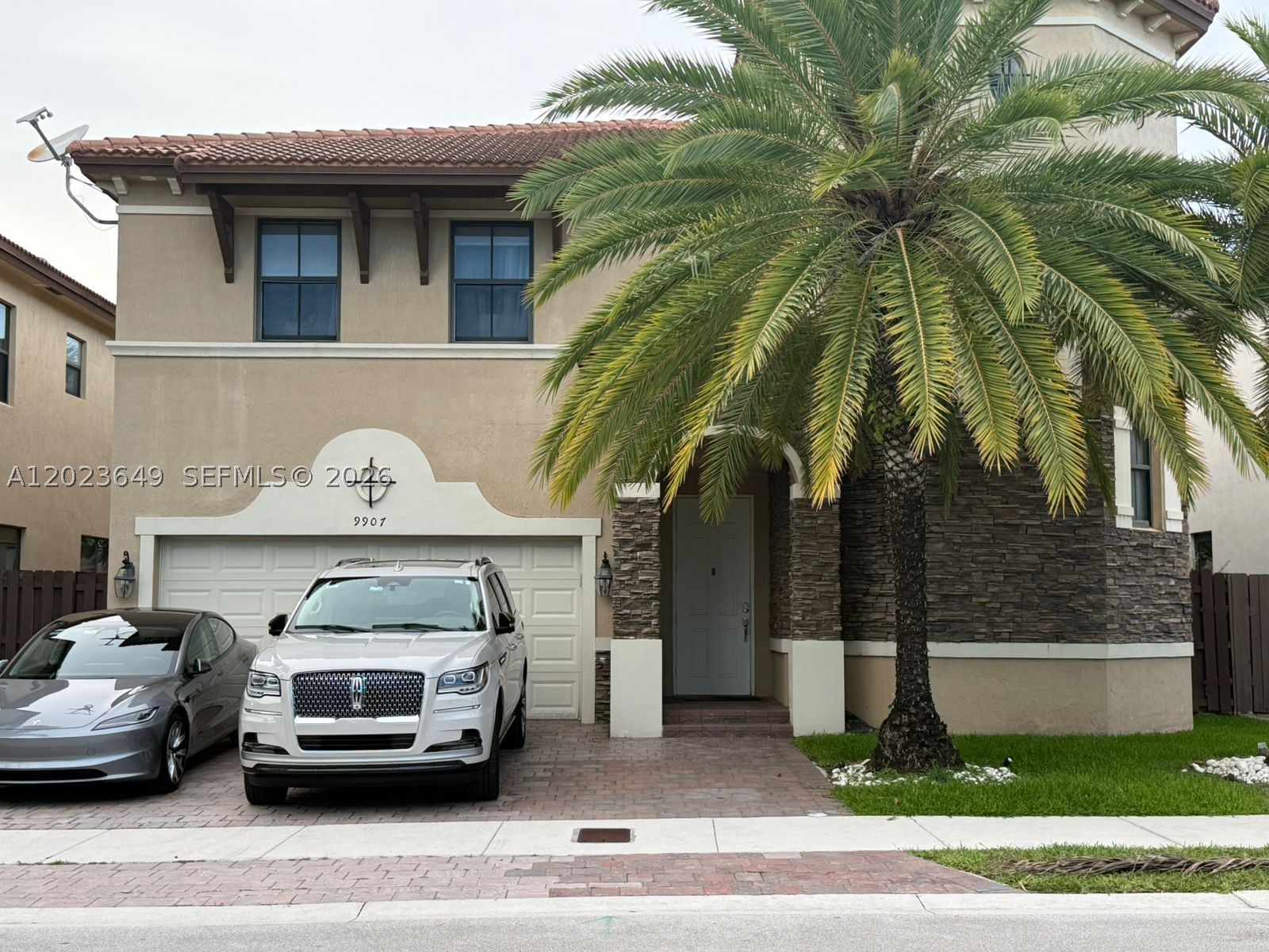 Doral photo 1