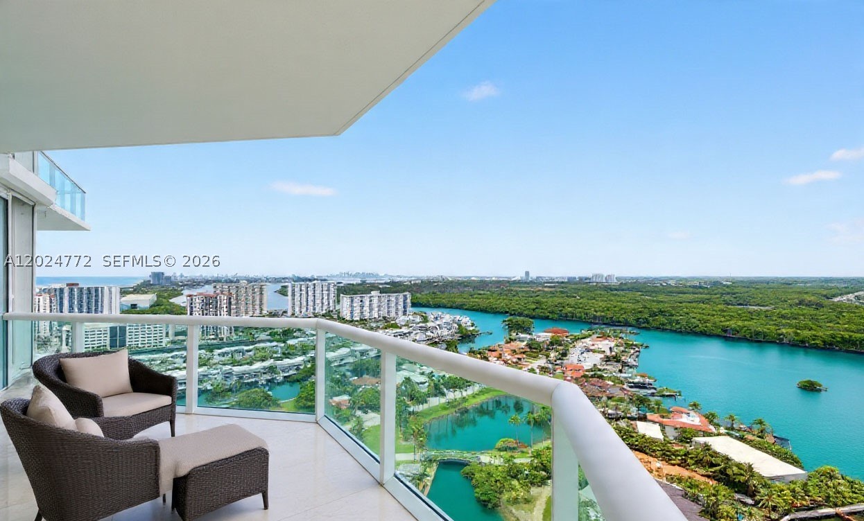 Sunny Isles Beach photo 1