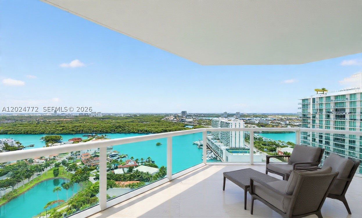Sunny Isles Beach photo 2
