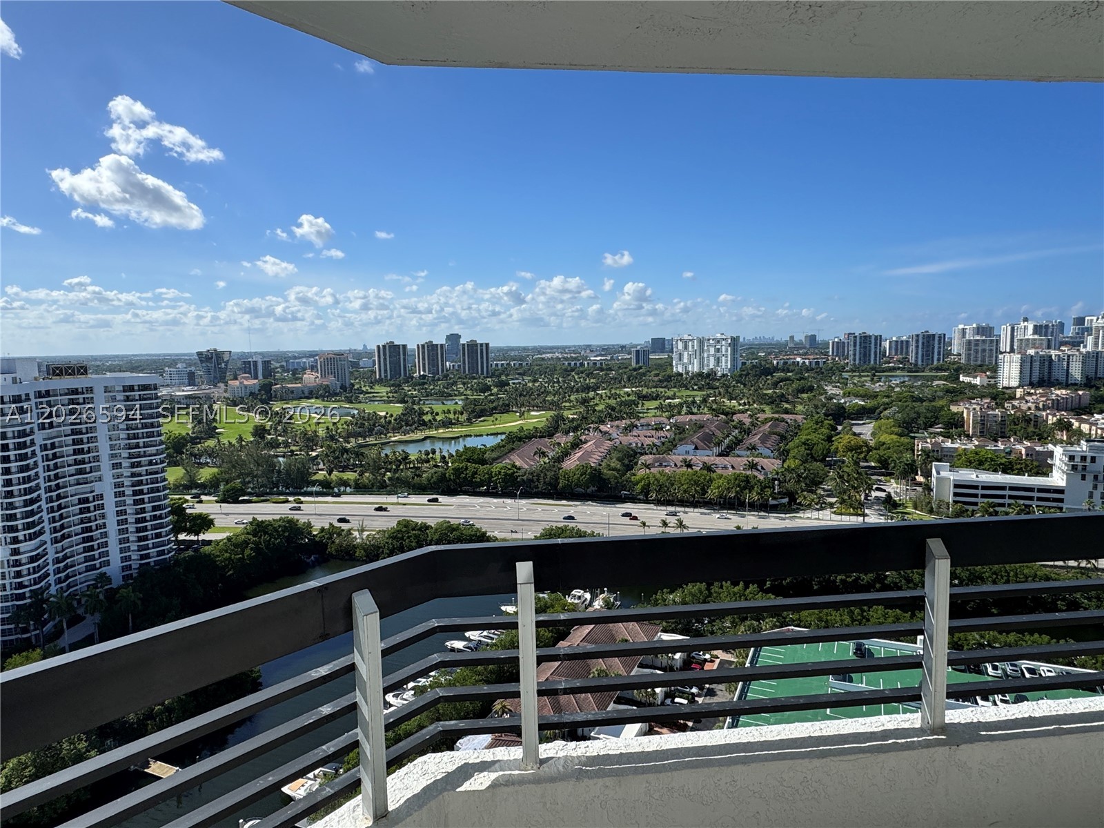 Aventura photo 1