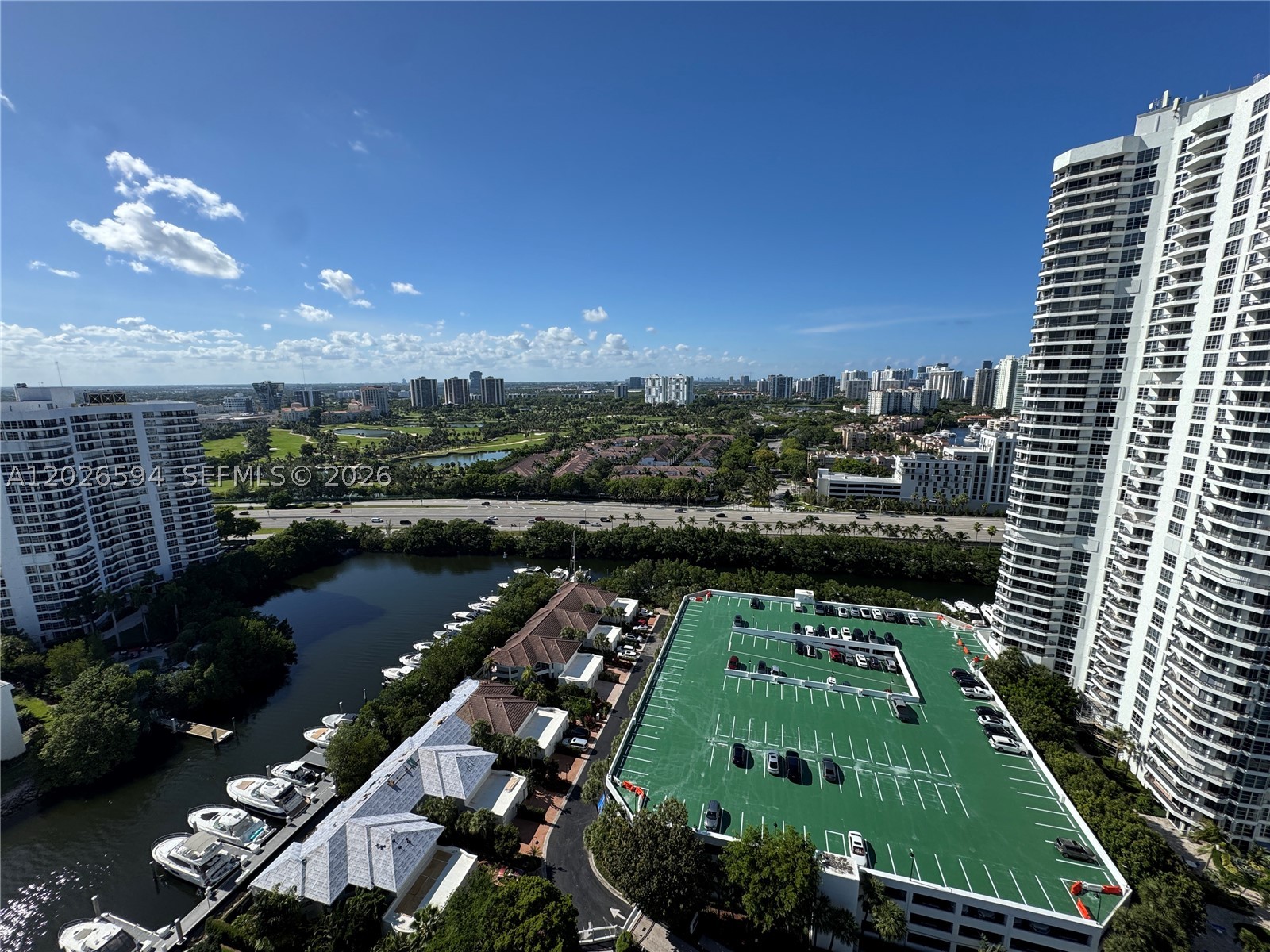 Aventura photo 5