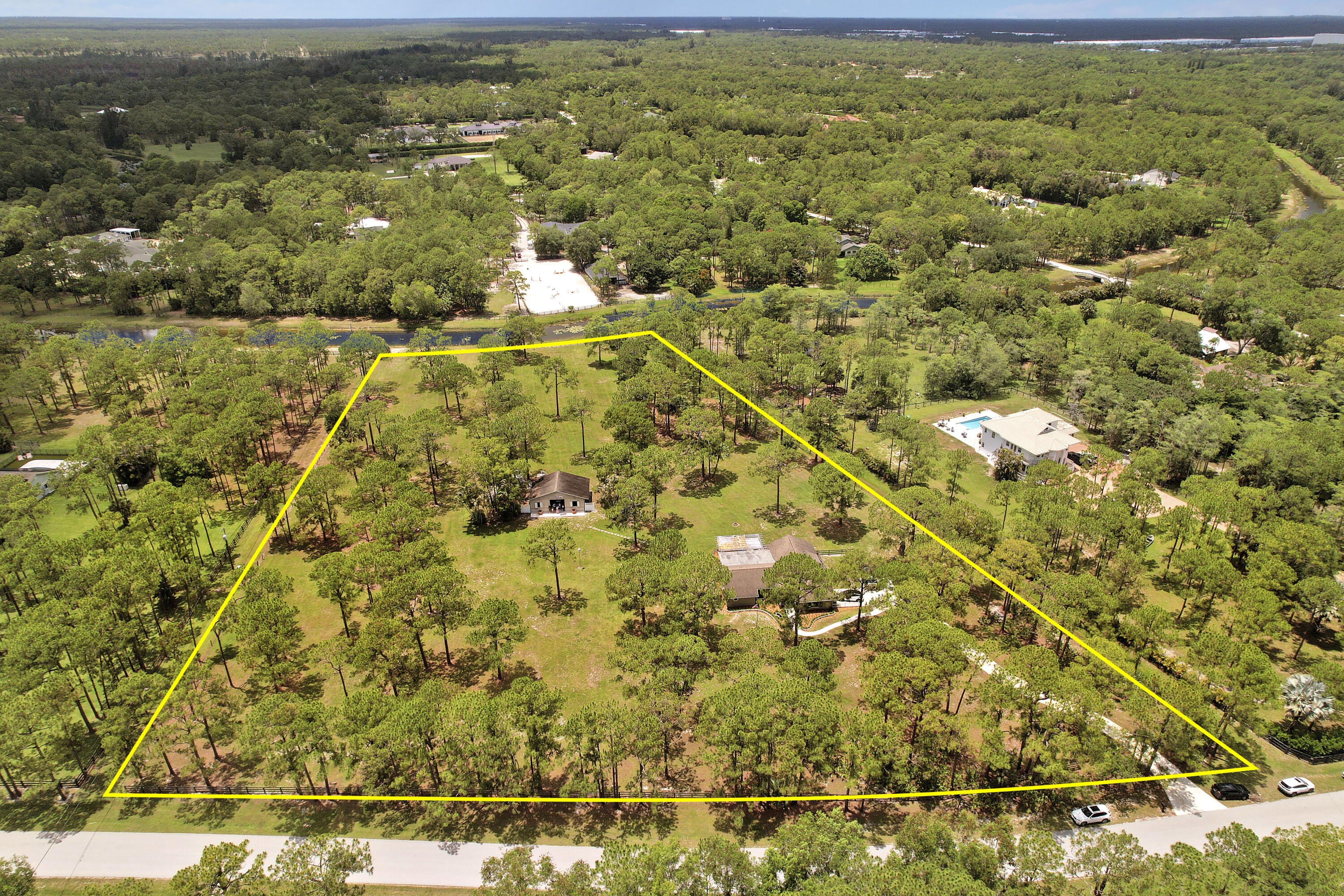Palm Beach Gardens photo 1