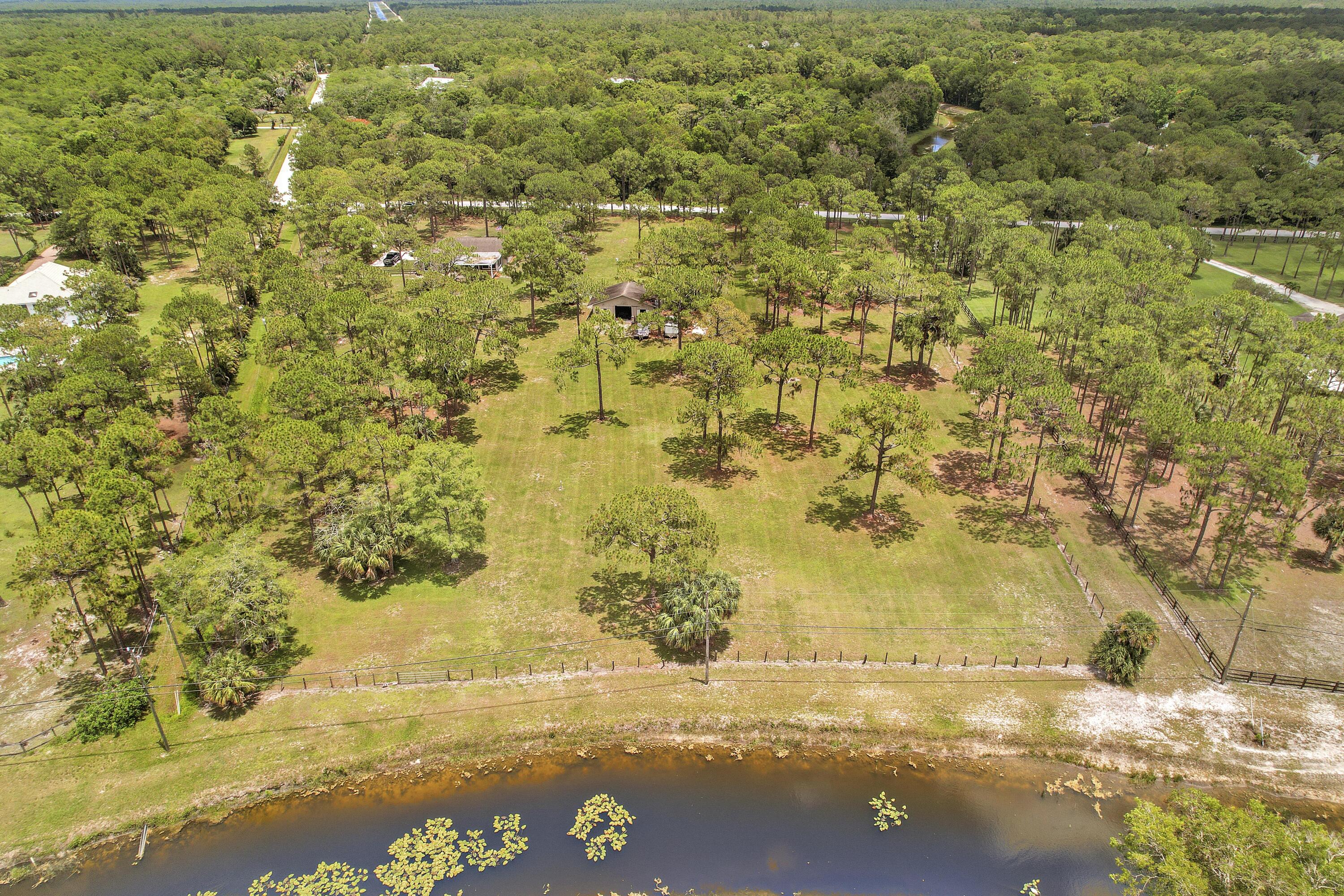Palm Beach Gardens photo 2