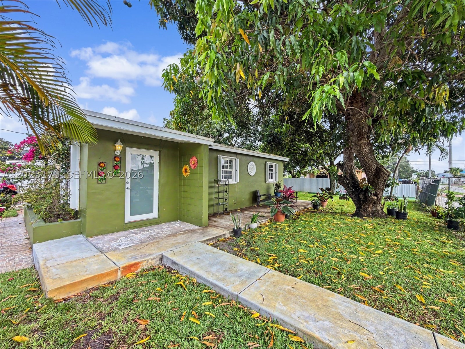 Miami Gardens photo 1
