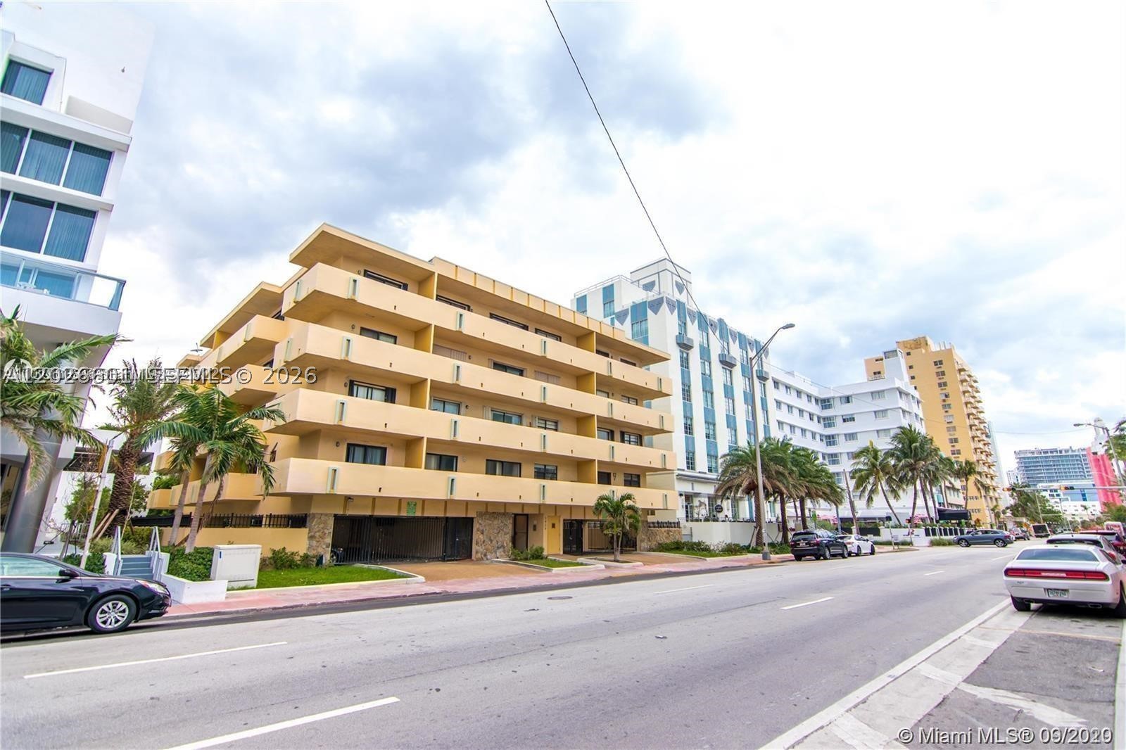 Miami Beach photo 2