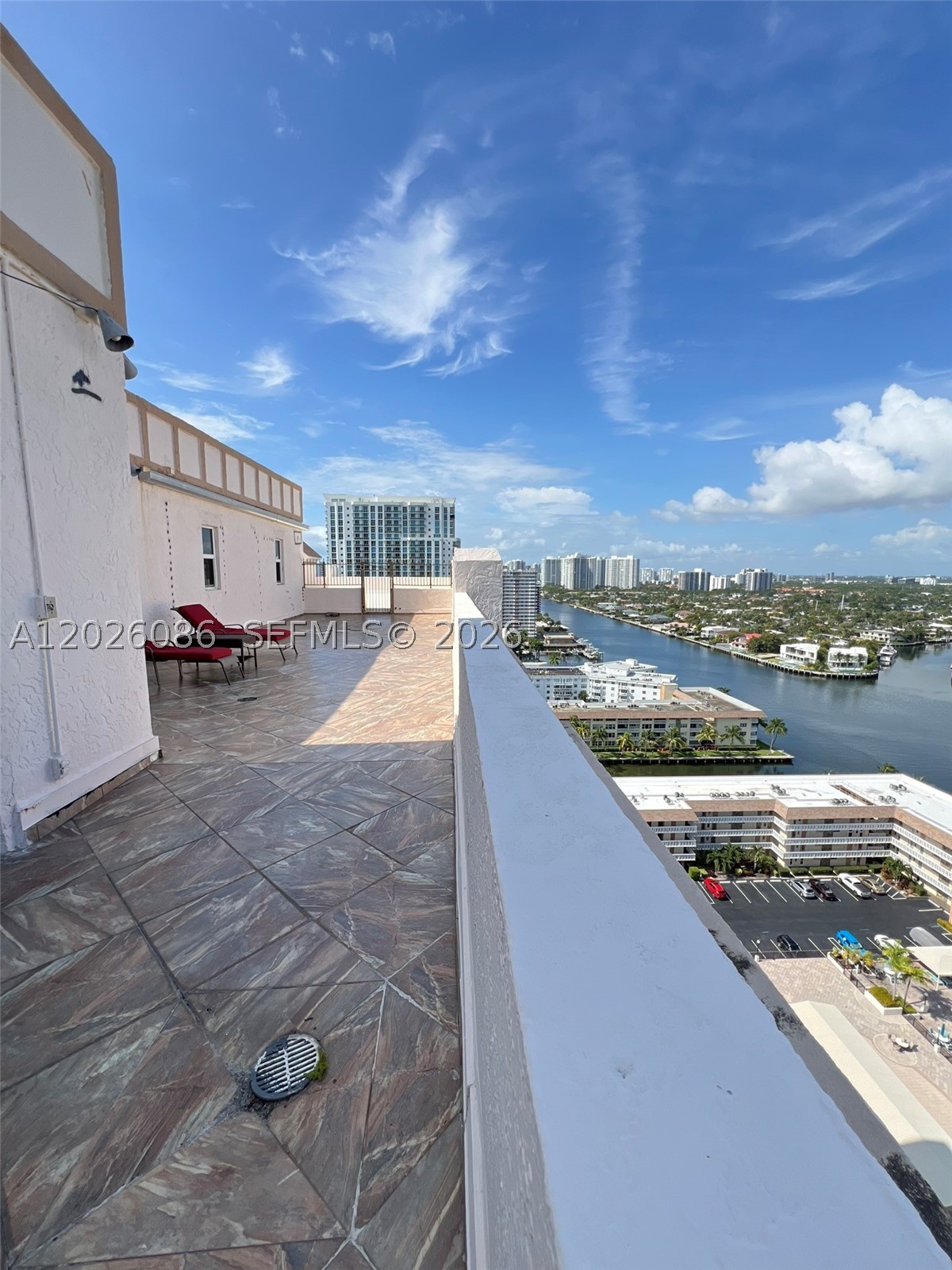 Hallandale Beach photo 2