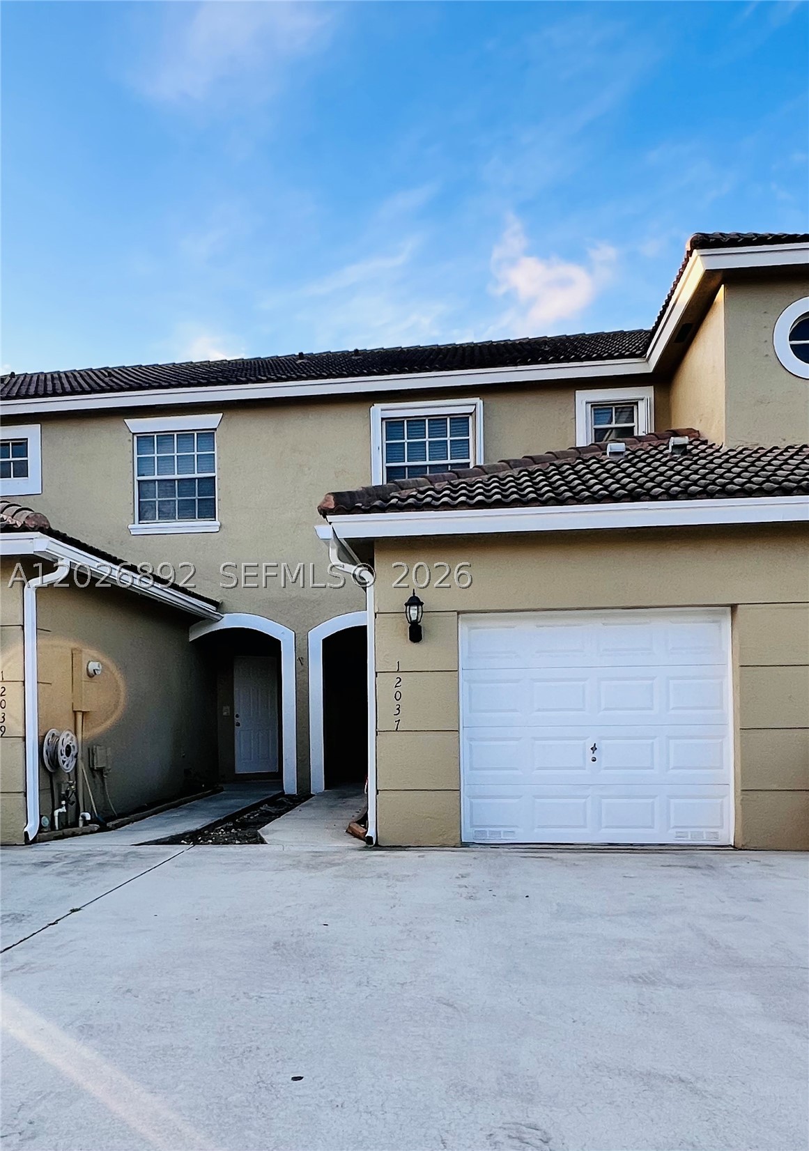 Pembroke Pines photo 4