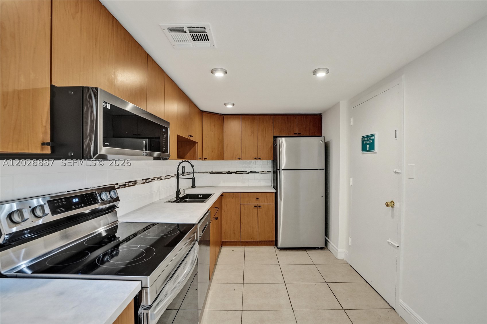 North Miami photo 1