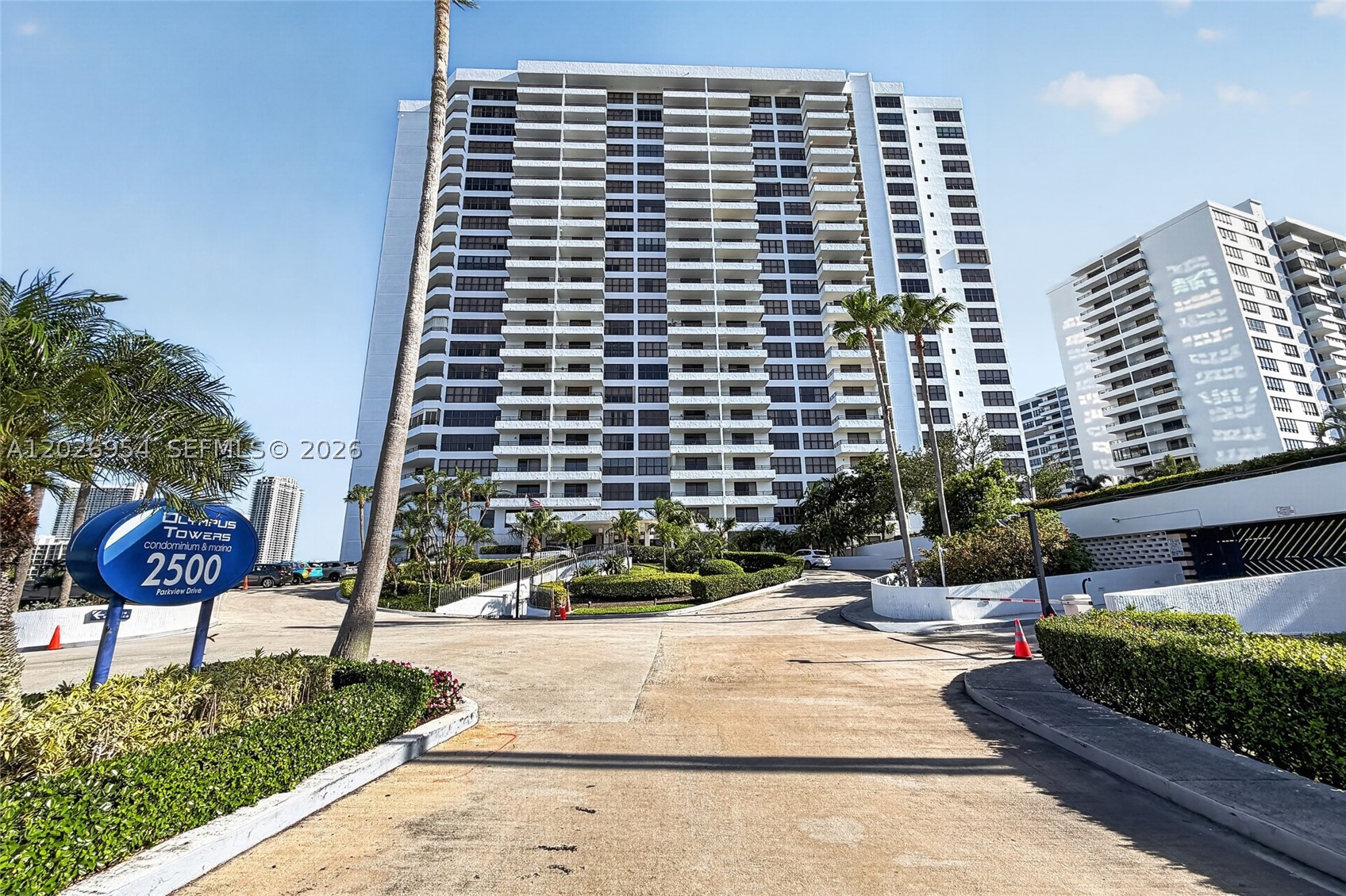 Hallandale Beach photo 3