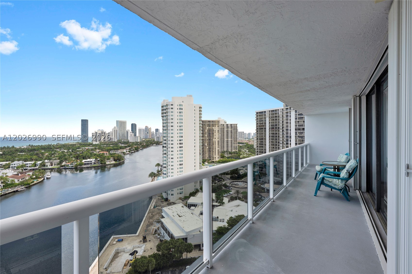 Aventura photo 5