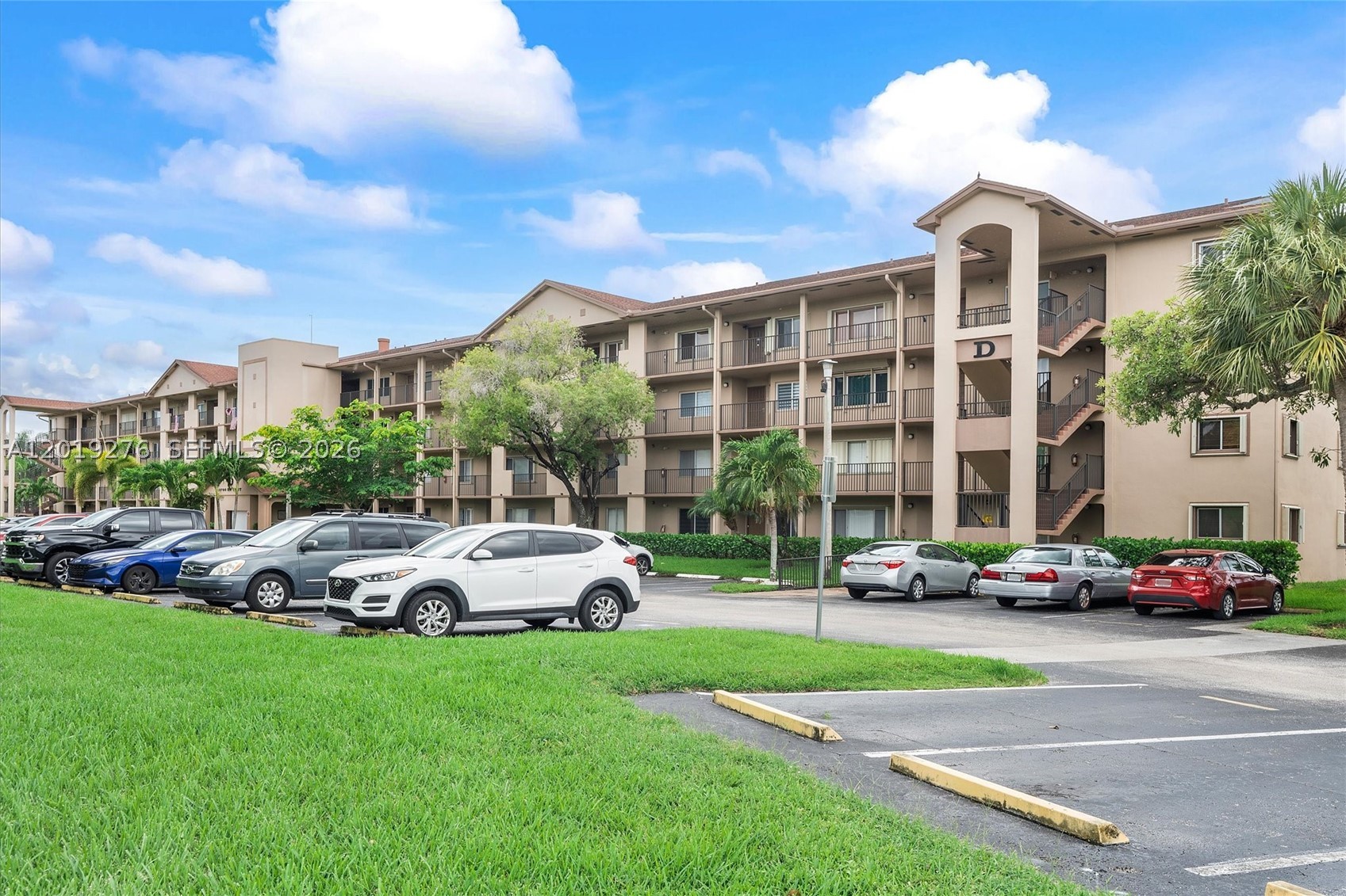 Pembroke Pines photo 2