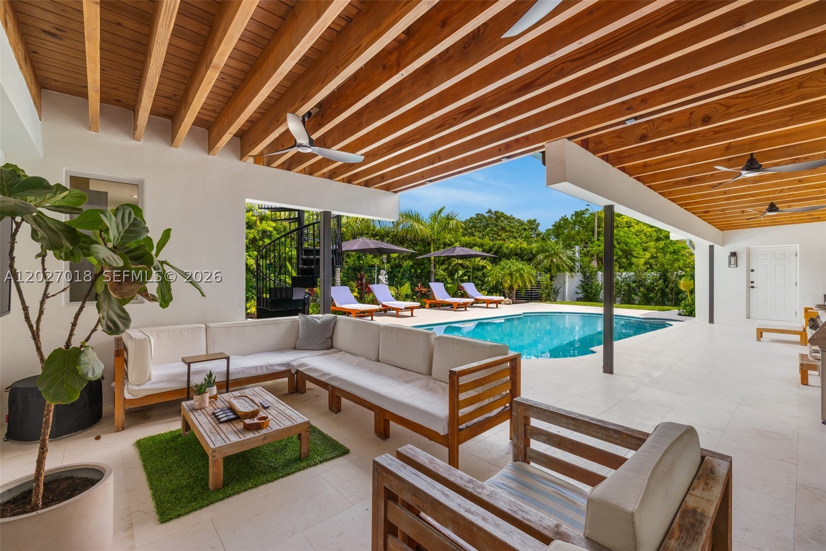 Miami photo 1