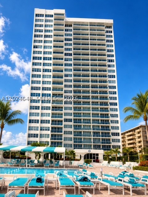 Hallandale Beach photo 2