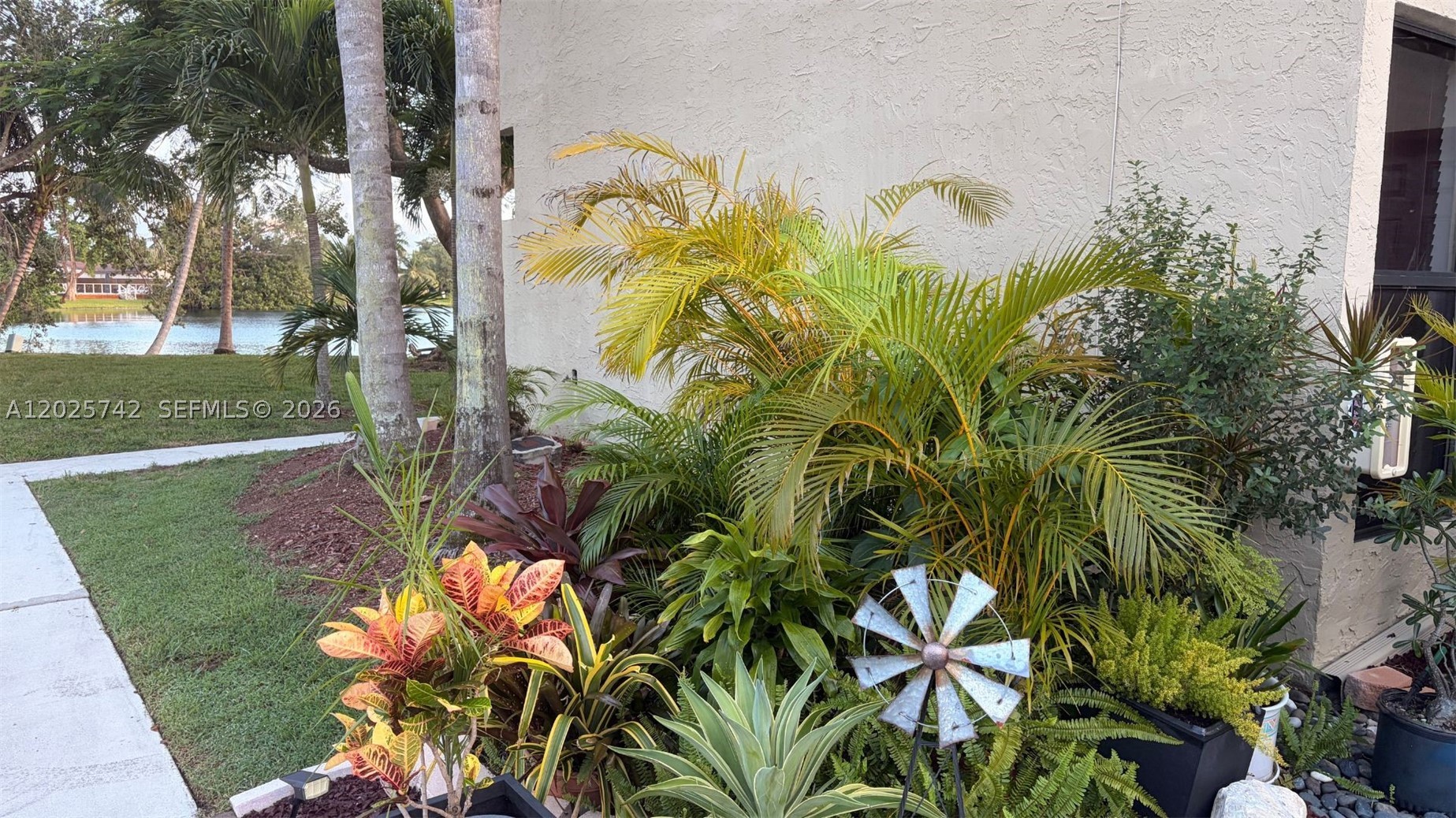 Pembroke Pines photo 2