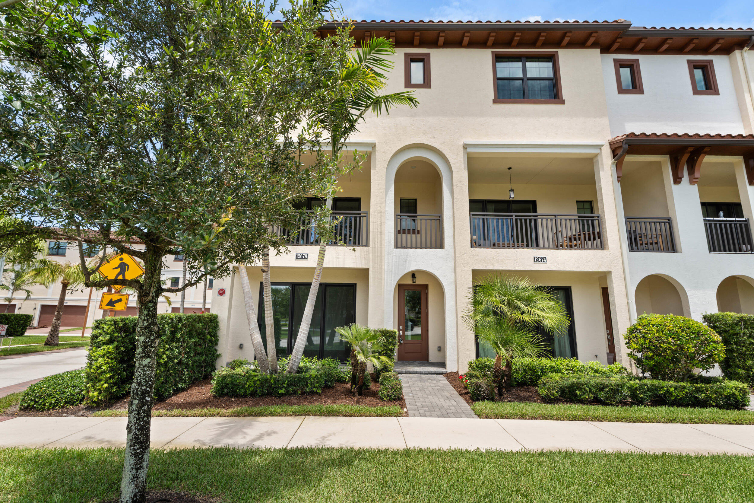 Palm Beach Gardens photo 1