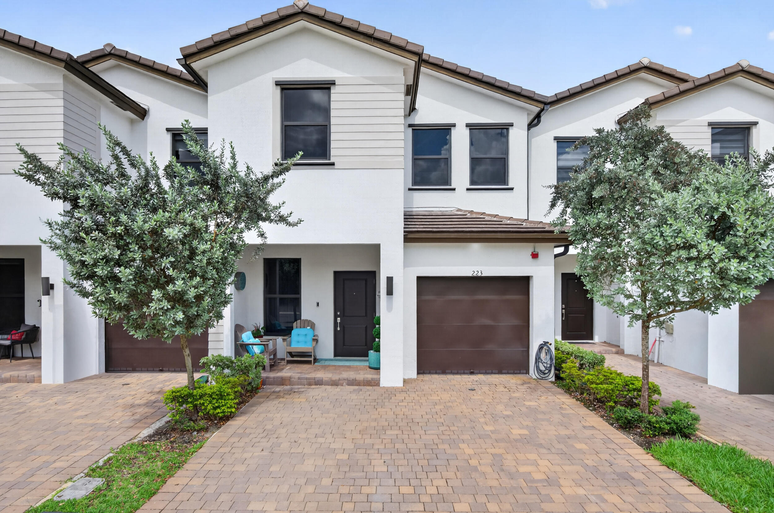 Pembroke Pines photo 2