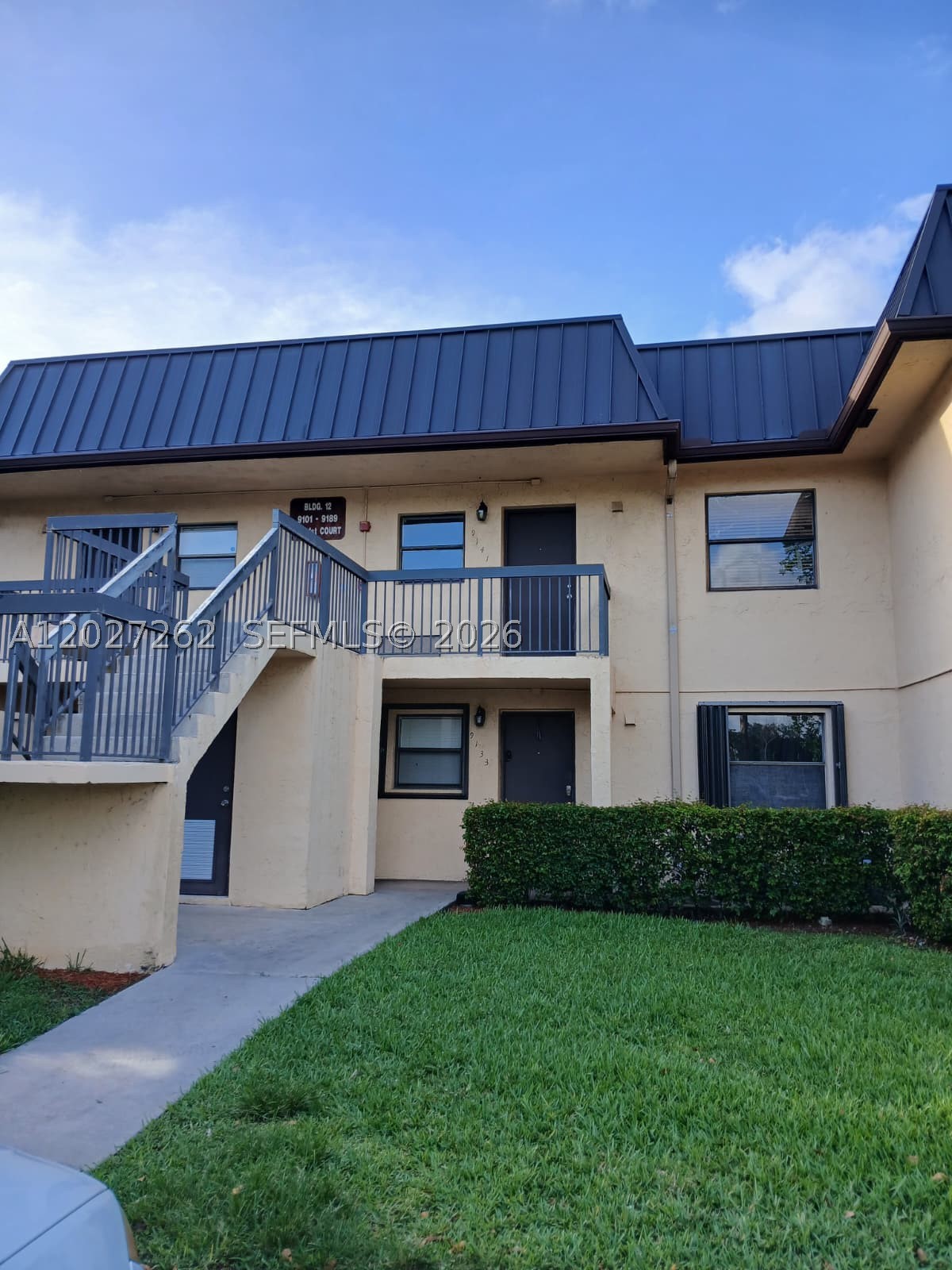 Pembroke Pines photo 1