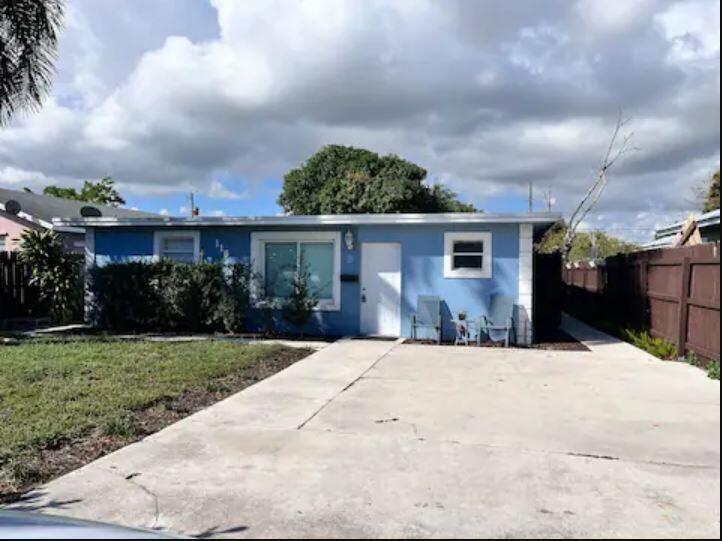 Delray Beach photo 1
