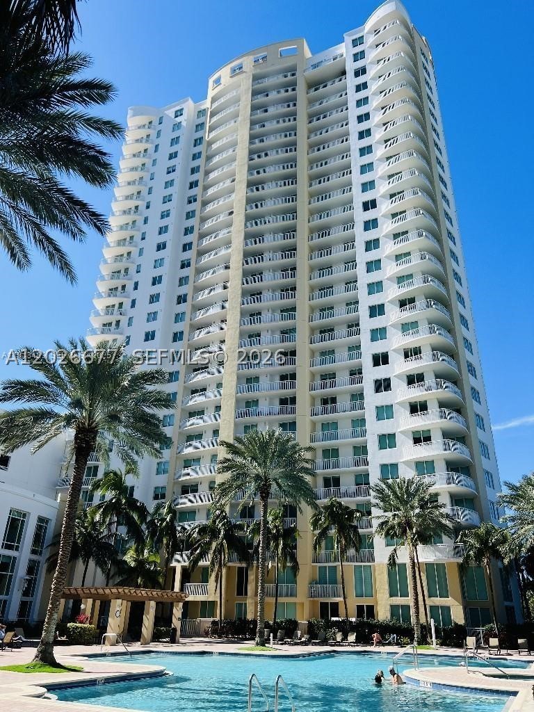 Hallandale Beach photo 4