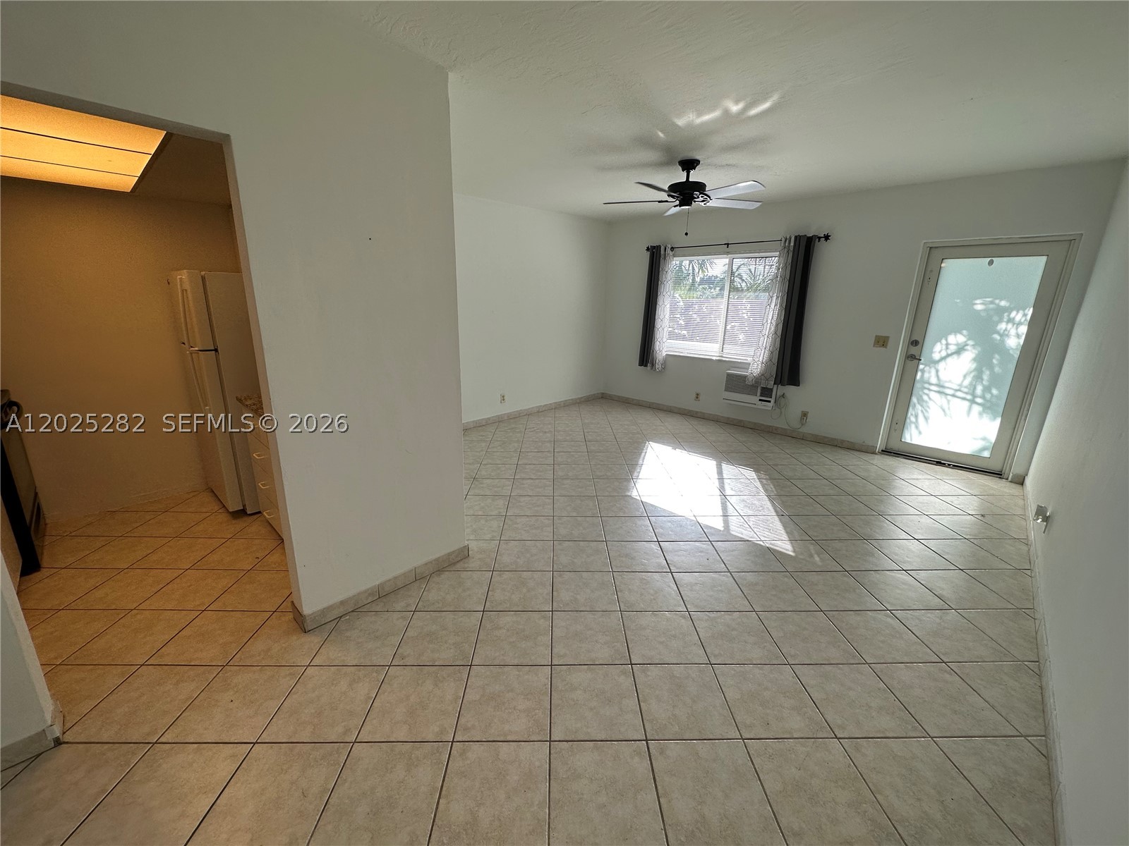 Hallandale Beach photo 4