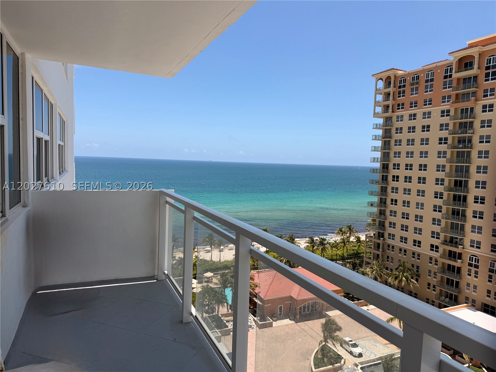 Hallandale Beach photo 1