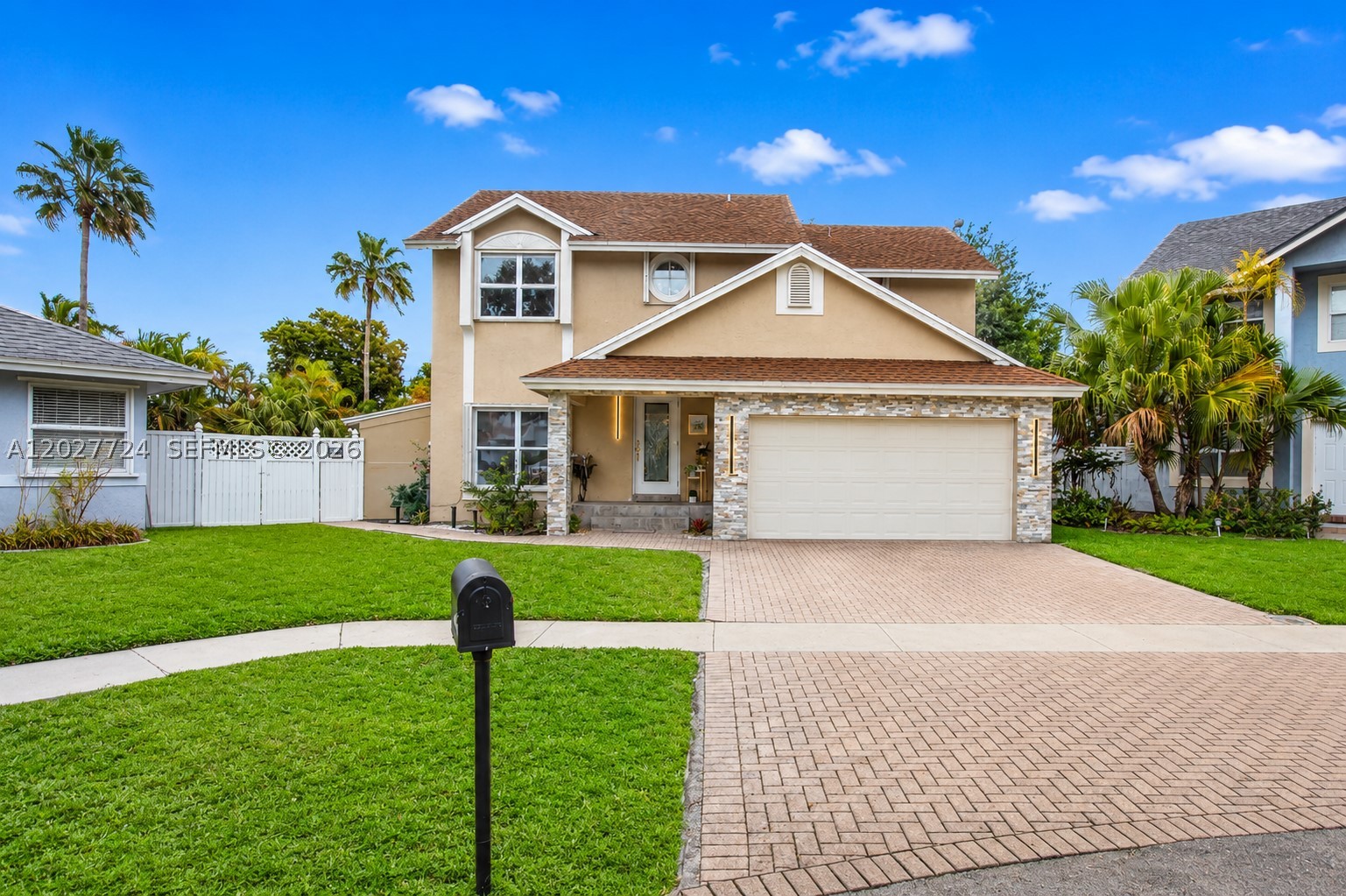 Pembroke Pines photo 3
