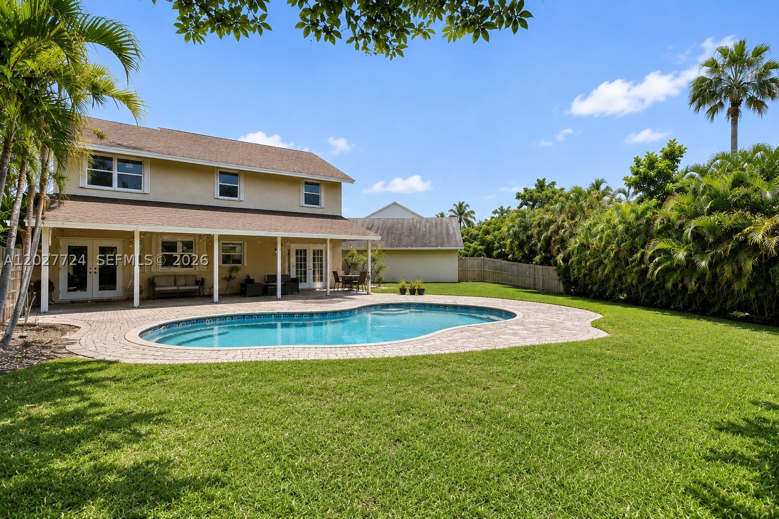 Pembroke Pines photo 4