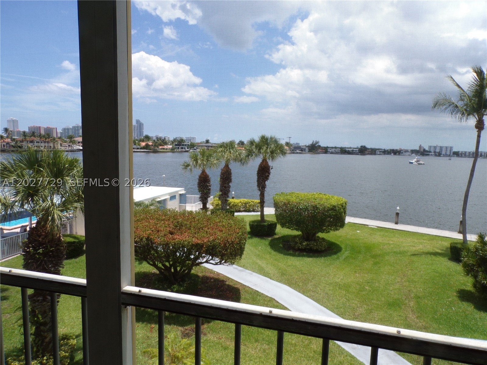 Aventura photo 3