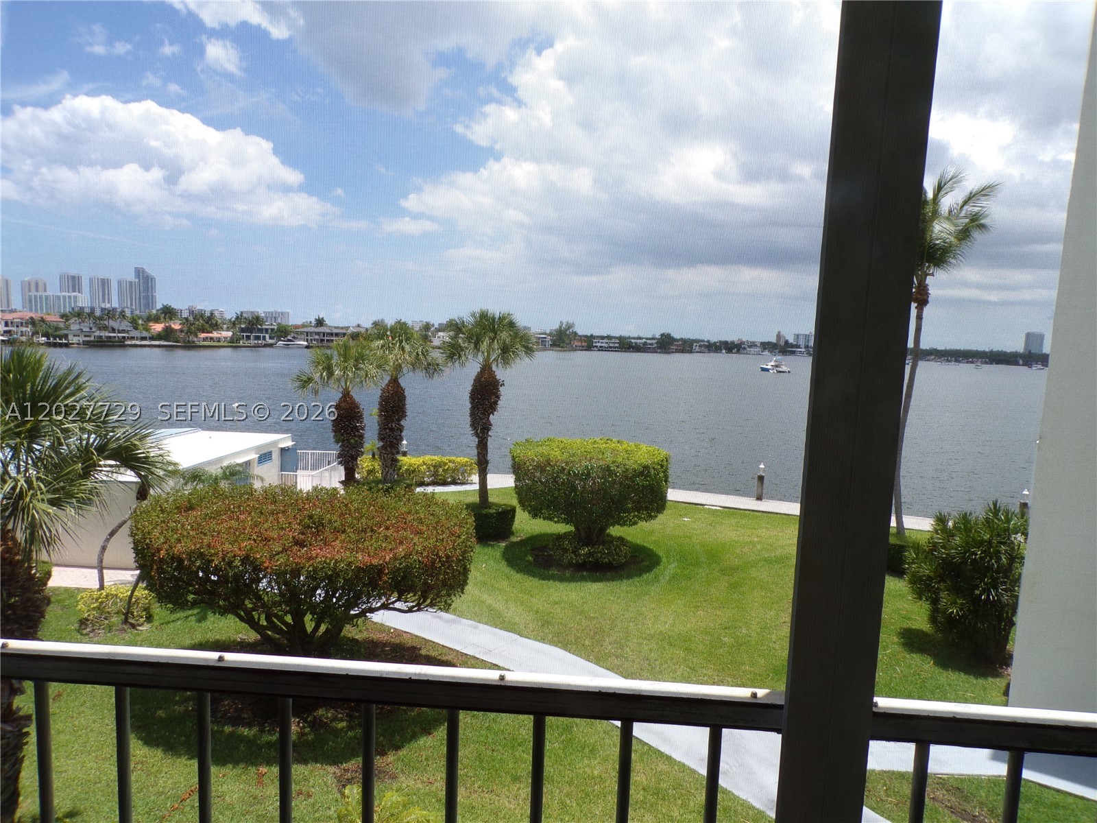 Aventura photo 5