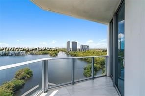 North Miami Beach photo 1