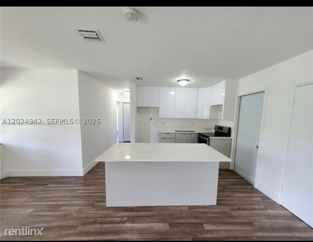 North Miami Beach photo 3