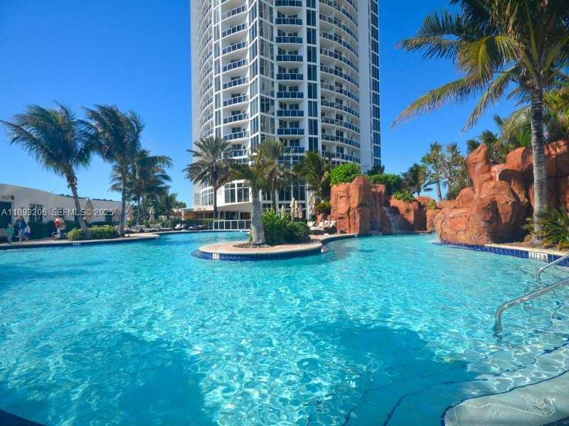 Sunny Isles Beach photo 2