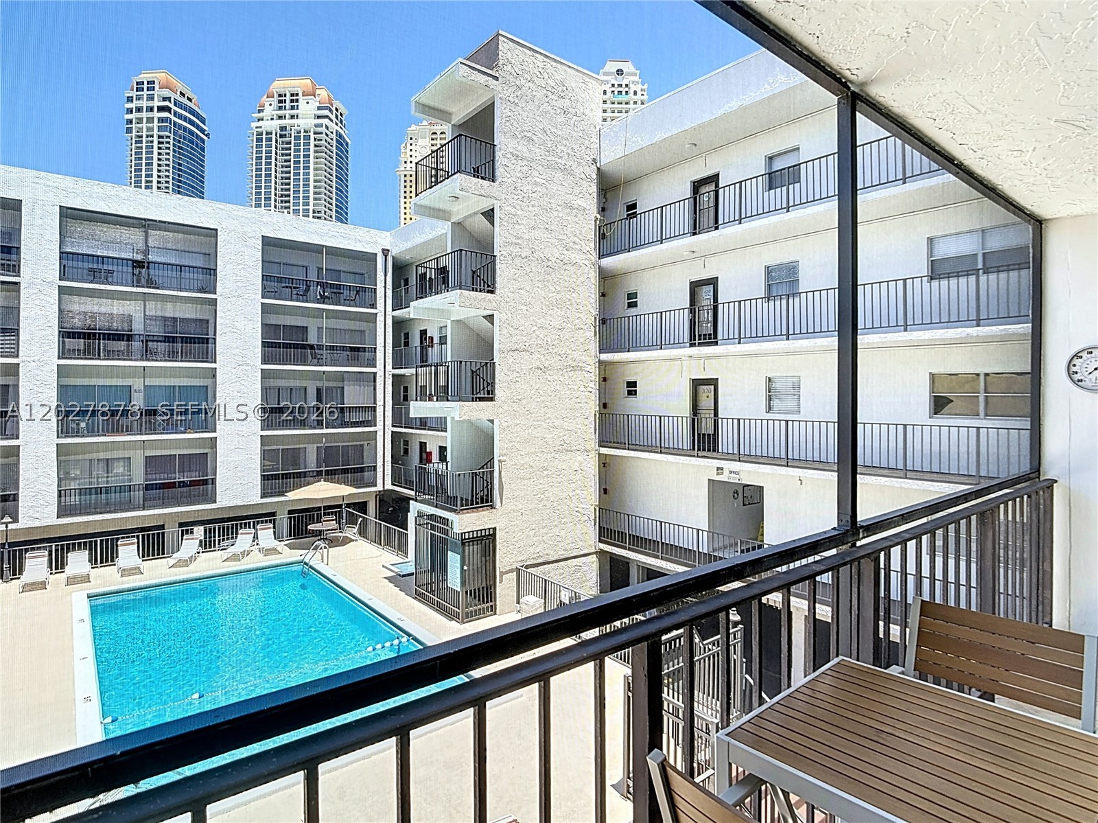 Sunny Isles Beach photo 2
