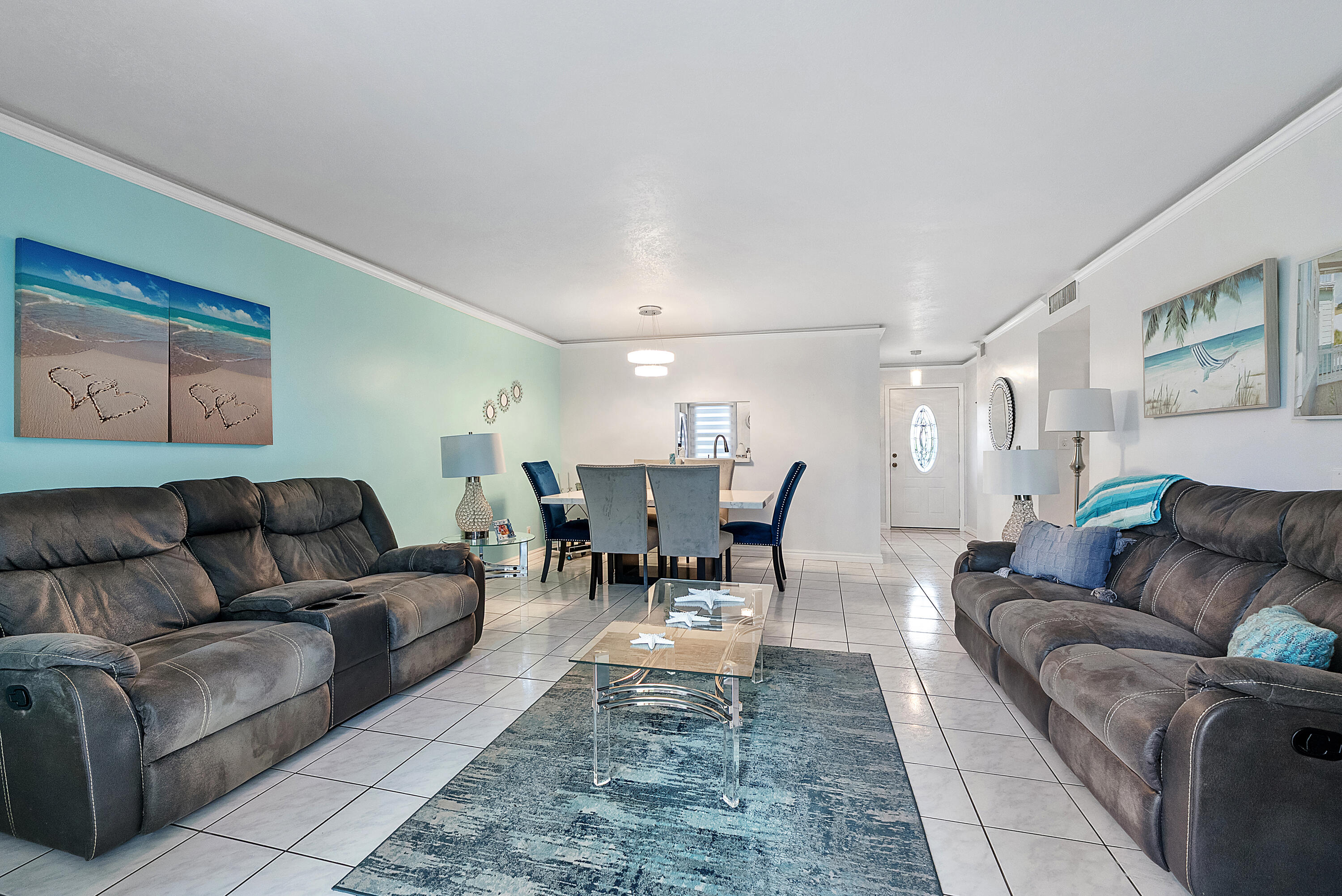 Hallandale Beach photo 4