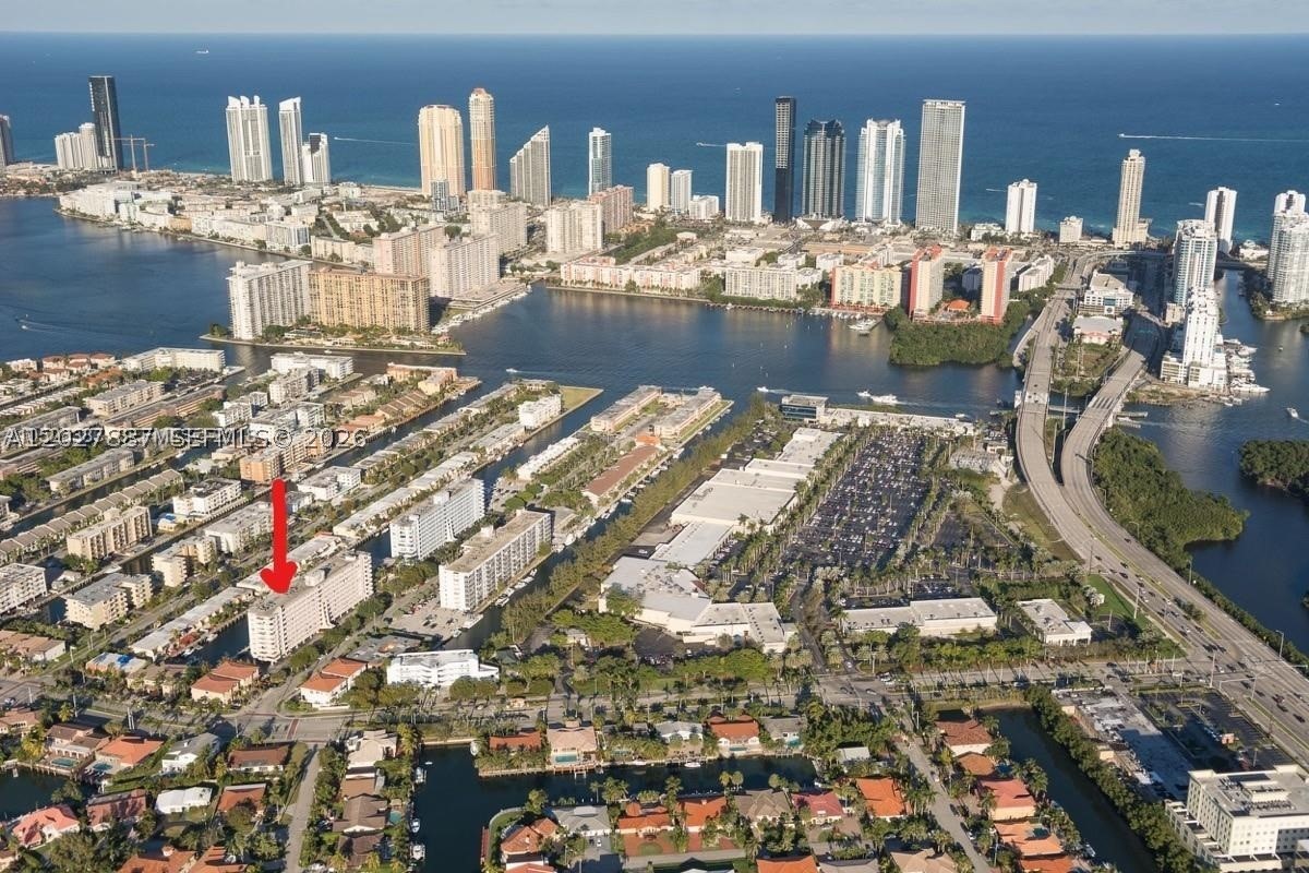 North Miami Beach photo 1