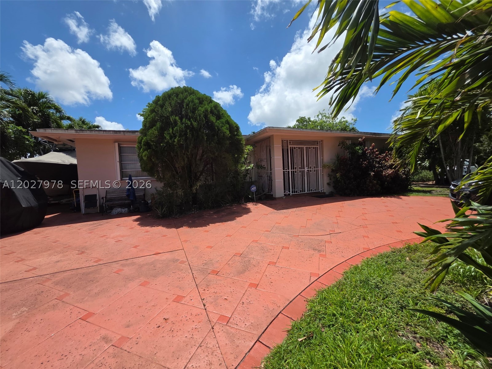 Hialeah photo 1