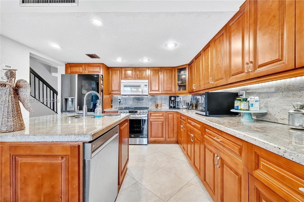 Pembroke Pines photo 5