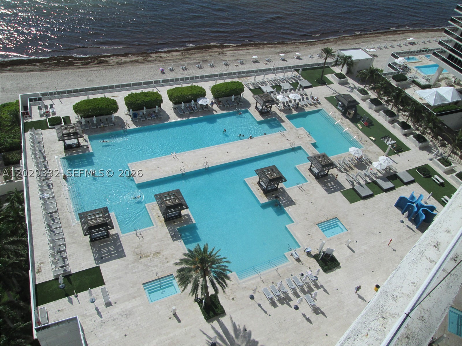 Hallandale Beach photo 4