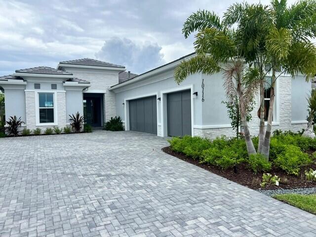 Palm Beach Gardens photo 2