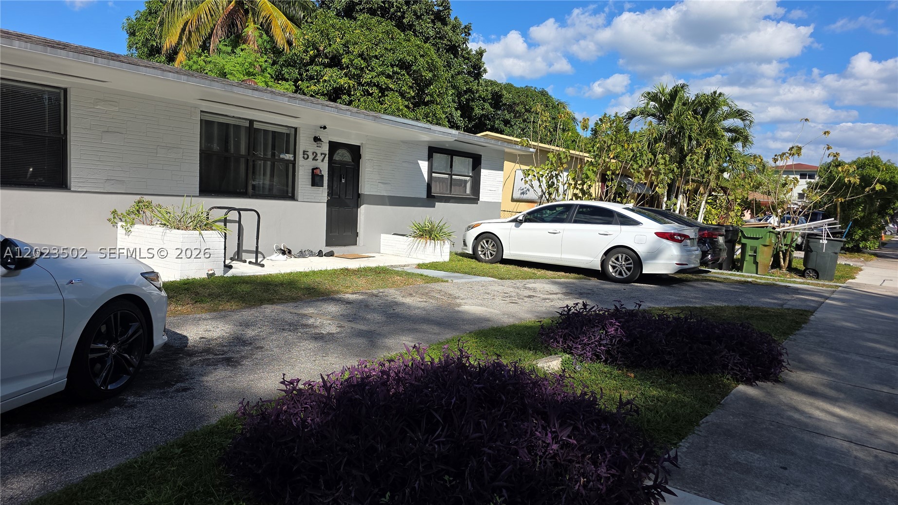 North Miami photo 4