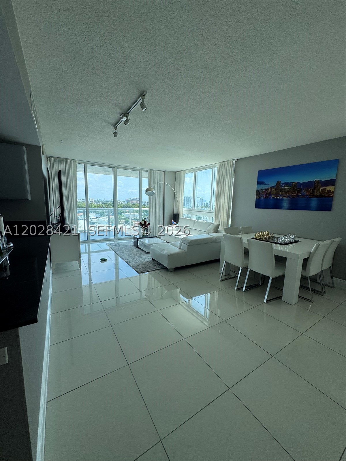 Miami photo 1