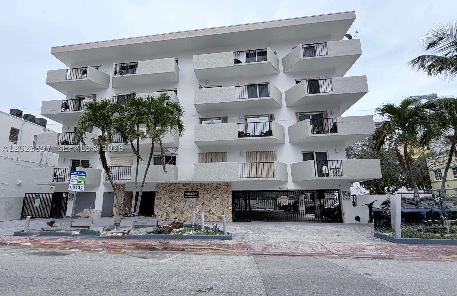 Miami Beach photo 1