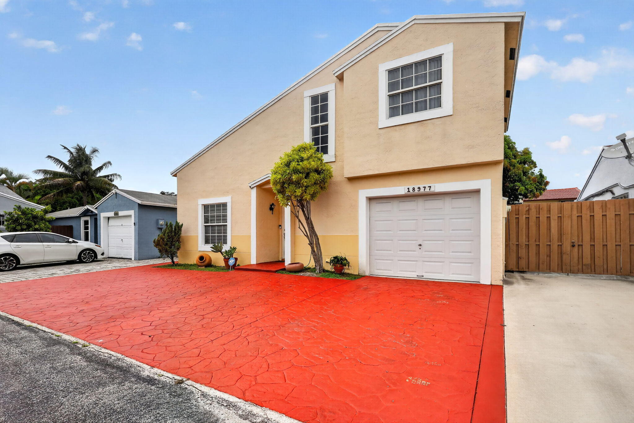 Miami Gardens photo 3