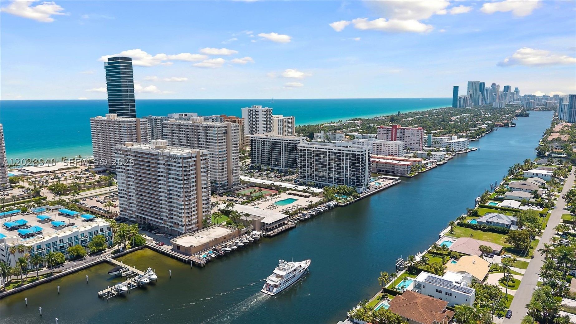 Hallandale Beach photo 2