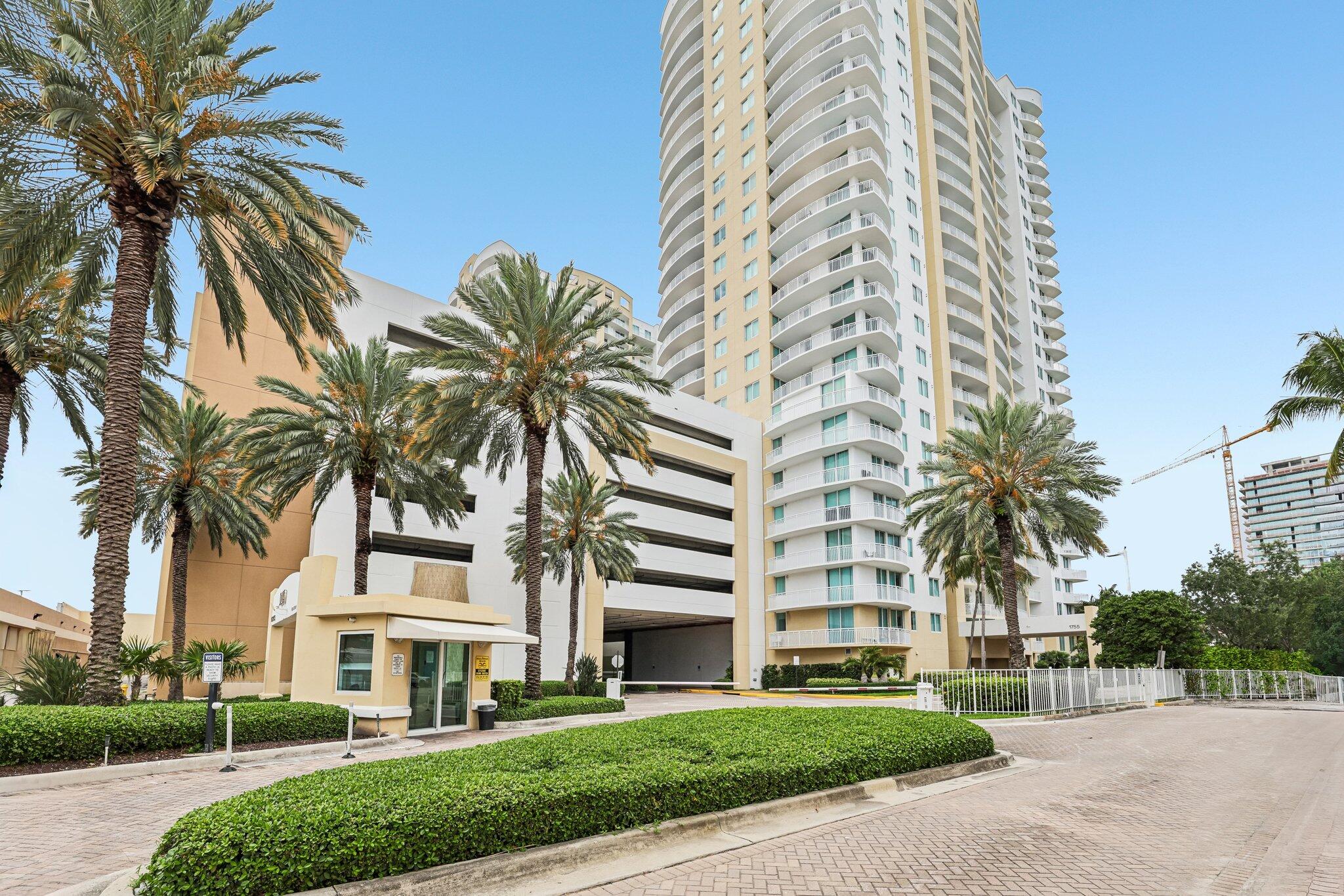 Hallandale Beach photo 1